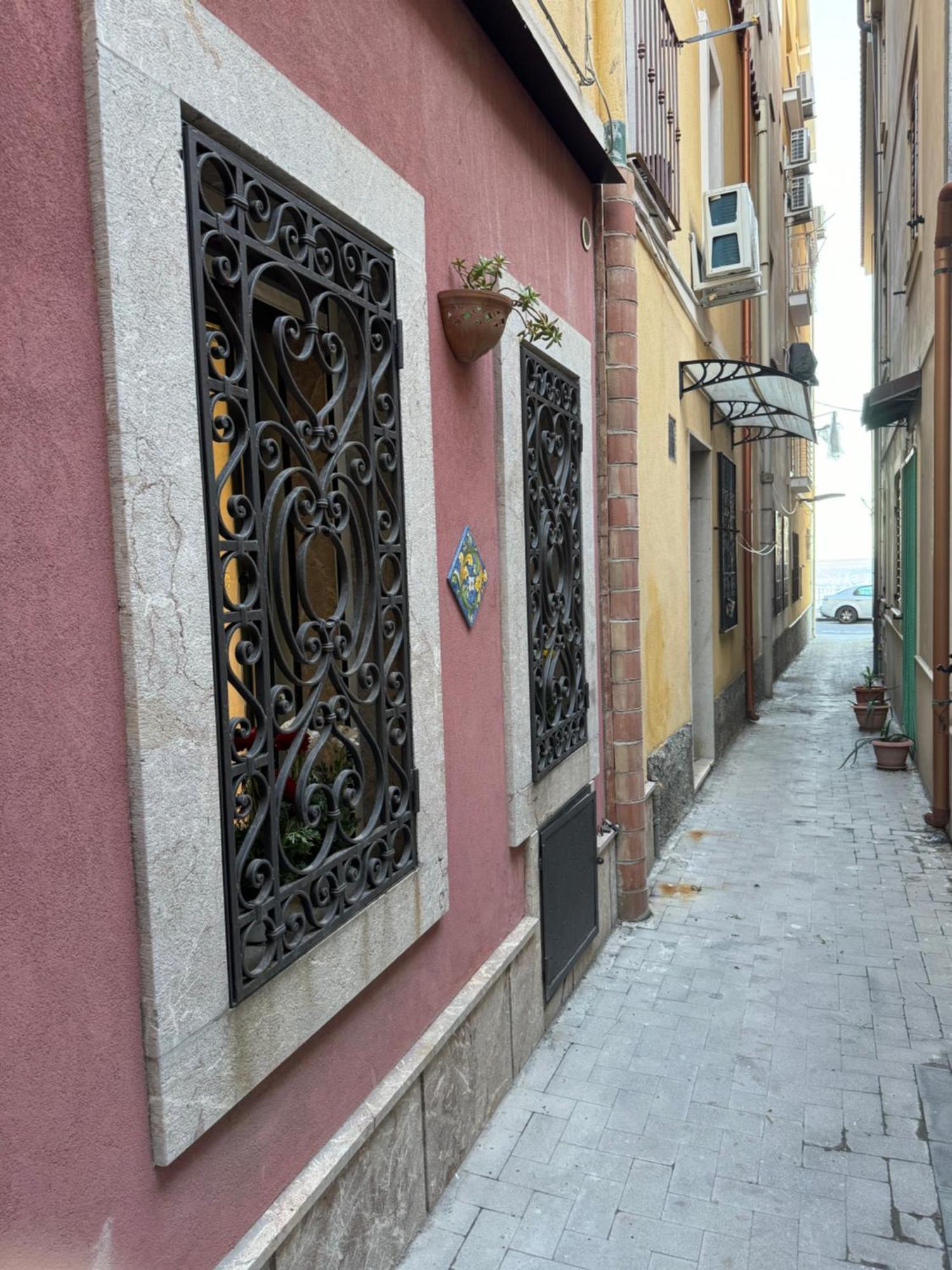 فيلا Taormina The Dormouse ماتزيو المظهر الخارجي الصورة